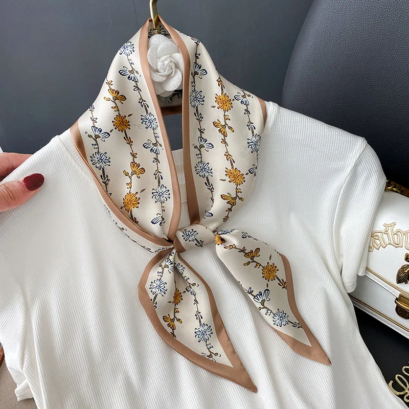 Design Neck Tie Ribbon Scarf Women Floral Print Headband Hair Bands Small Scarfs Neckerchief Wrist Wrap Accessories Headware 
Design Neck Tie Ribbon Scarf Women Floral Print Headband Hair Bands Small Scarfs Neckerchief Wrist Wrap Accessories Headware