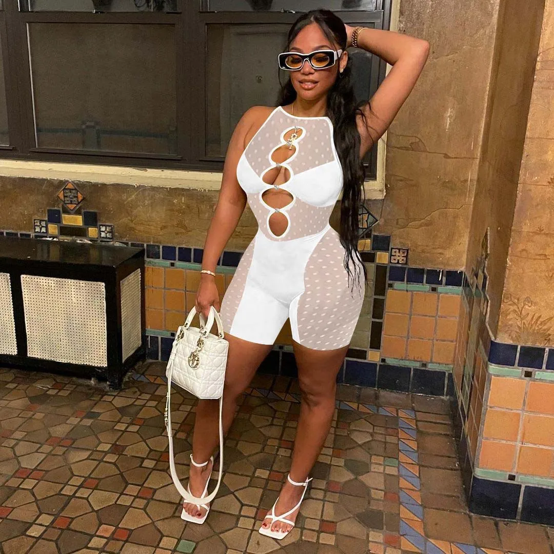Summer New Women's Fashion Sexy Solid Color Mesh Stitching Milk Silk Hollow Sleeveless Nightclub Party Casual Jumpsuit
Summer New Women's Fashion Sexy Solid Color Mesh Stitching Milk Silk Hollow Sleeveless Nightclub Party Casual Jumpsuit