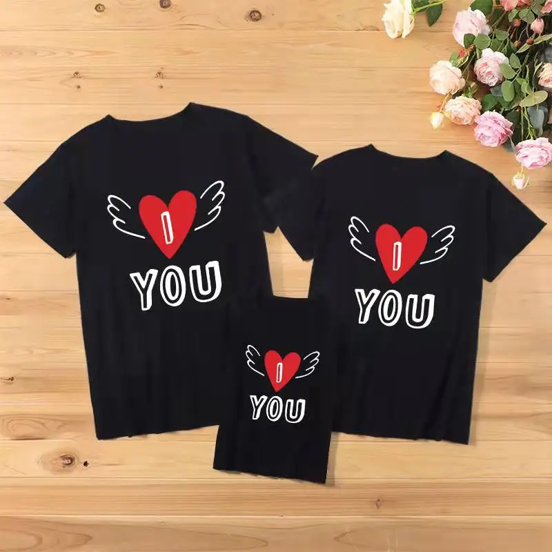 Summer Family Set Love Mother Daughter Father Son Matching T-shirts Short Sleeve Daddy Mommy and Me Clothes Cotton Tops Outfits
Summer Family Set Love Mother Daughter Father Son Matching T-shirts Short Sleeve Daddy Mommy and Me Clothes Cotton Tops Outfits