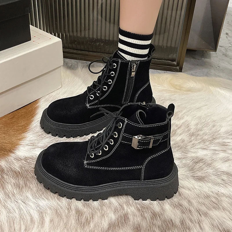 Женские ботинки Лолиты на плоской подошве, осенне-зимняя обувь на молнии, ботинки с круглым носком, женские ботинки до середины икры, с резин... 
Женские ботинки Лолиты на плоской подошве, осенне-зимняя обувь на молнии, ботинки с круглым носком, женские ботинки до середины икры, с резин...