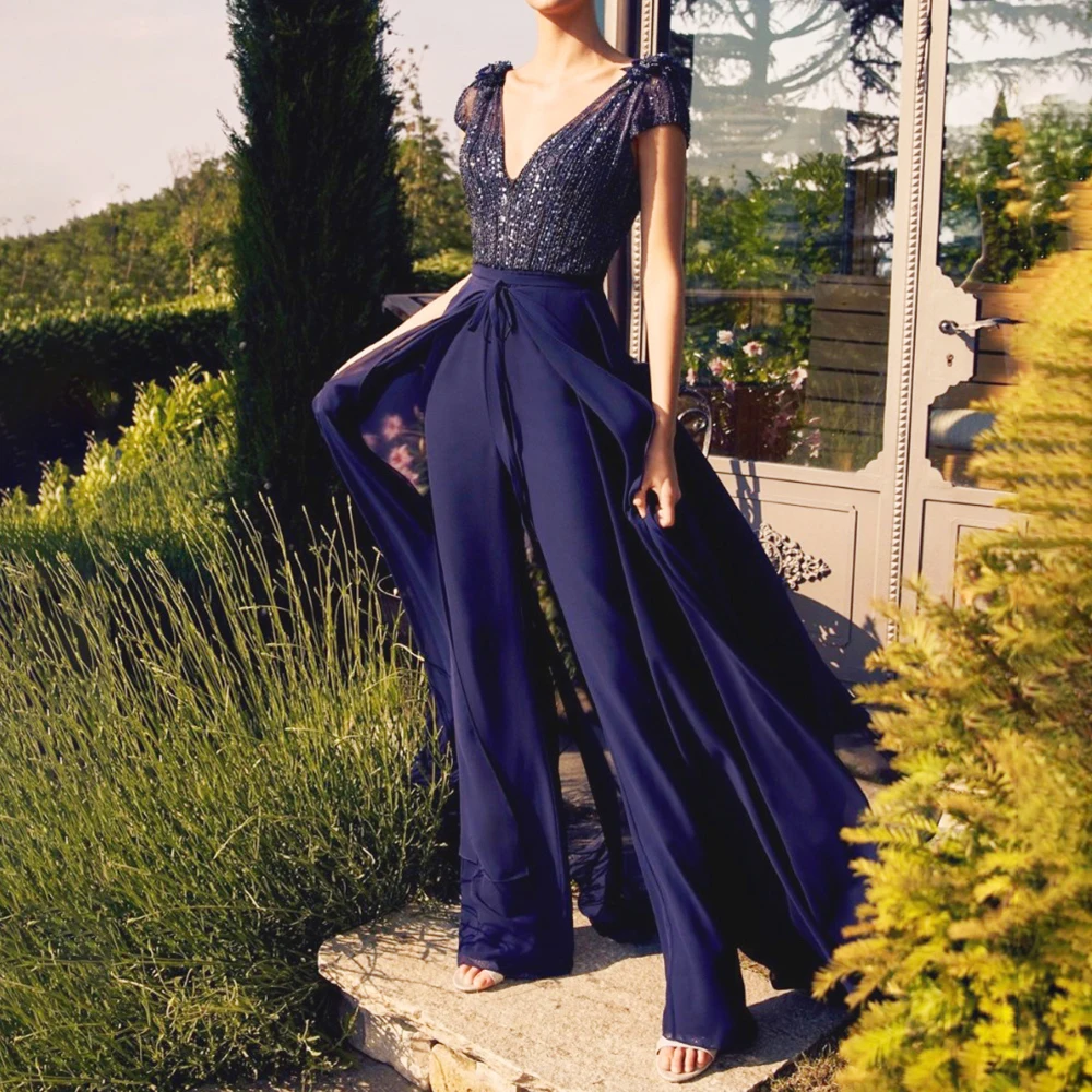 Women Elegant Chiffon Jumpsuit Evening Dress With Overskirt Sexy Deep V-neck Sequined Top Pant Party Dress Backless Prom Dresses
Women Elegant Chiffon Jumpsuit Evening Dress With Overskirt Sexy Deep V-neck Sequined Top Pant Party Dress Backless Prom Dresses