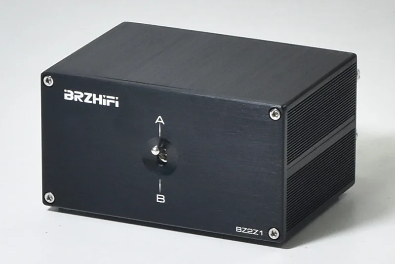 Two power amplifiers and two pairs of speakers switch, two input one output power amplifier speaker switcher
Two power amplifiers and two pairs of speakers switch, two input one output power amplifier speaker switcher