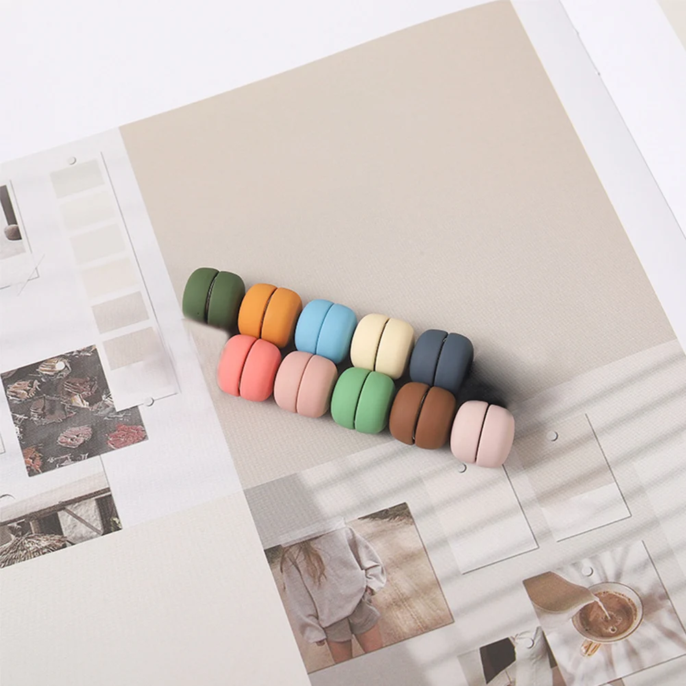 Matte Silk Scarf No Snap Hijab Magnet Brooch Strong Magnetic Buttons Round Silk Scarf Shawl Dual-use Collar Clip Cufflinks Pins
Matte Silk Scarf No Snap Hijab Magnet Brooch Strong Magnetic Buttons Round Silk Scarf Shawl Dual-use Collar Clip Cufflinks Pins