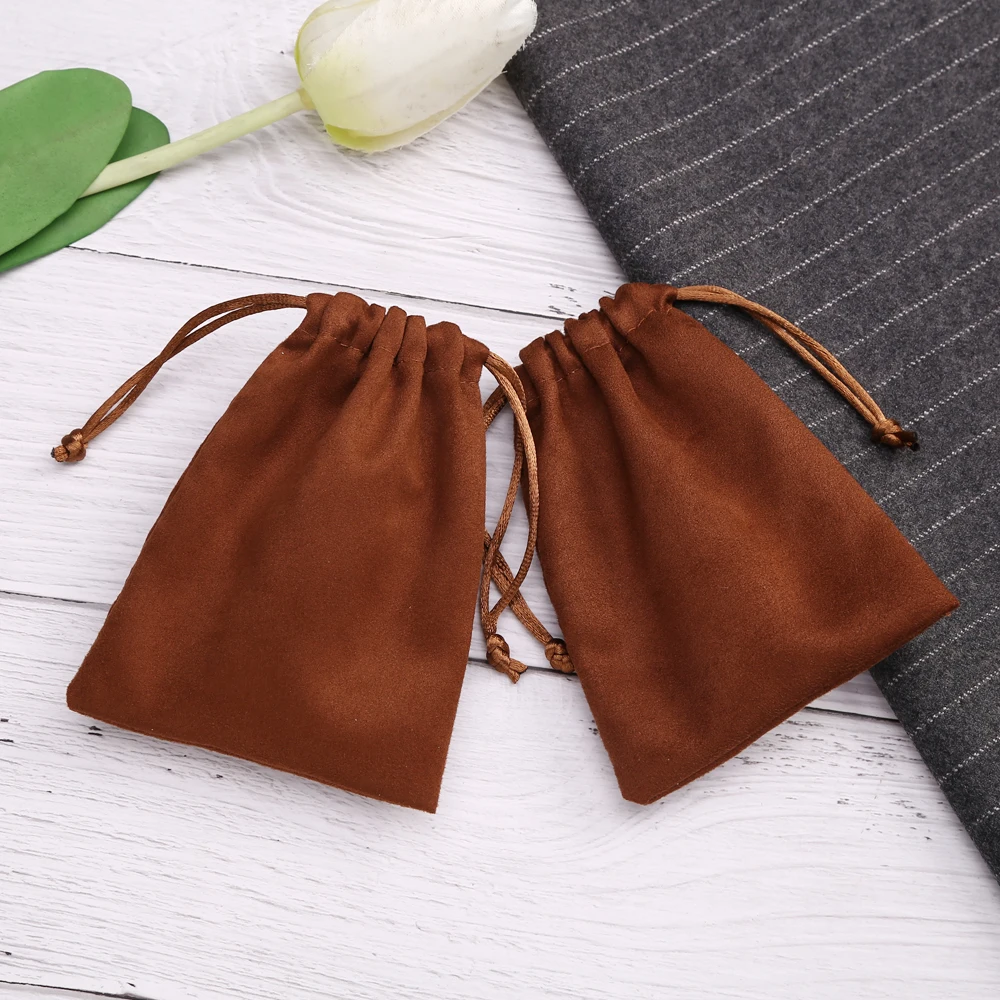 Бархатные ювелирные мини-подарочные пакеты для колец, ожерелий, подвесок, фланелевый шнурок вечерние ринки, Рождества, свадьбы, упаковка для конфет
Бархатные ювелирные мини-подарочные пакеты для колец, ожерелий, подвесок, фланелевый шнурок вечерние ринки, Рождества, свадьбы, упаковка для конфет