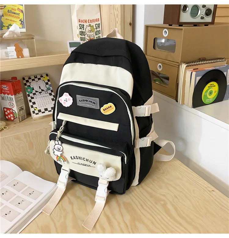Panelled Pattern Women's Backpack Bags 2022 Trend Large Capacity Schoolbags for Students Wear Resistant Backbags for Women
Panelled Pattern Women's Backpack Bags 2022 Trend Large Capacity Schoolbags for Students Wear Resistant Backbags for Women