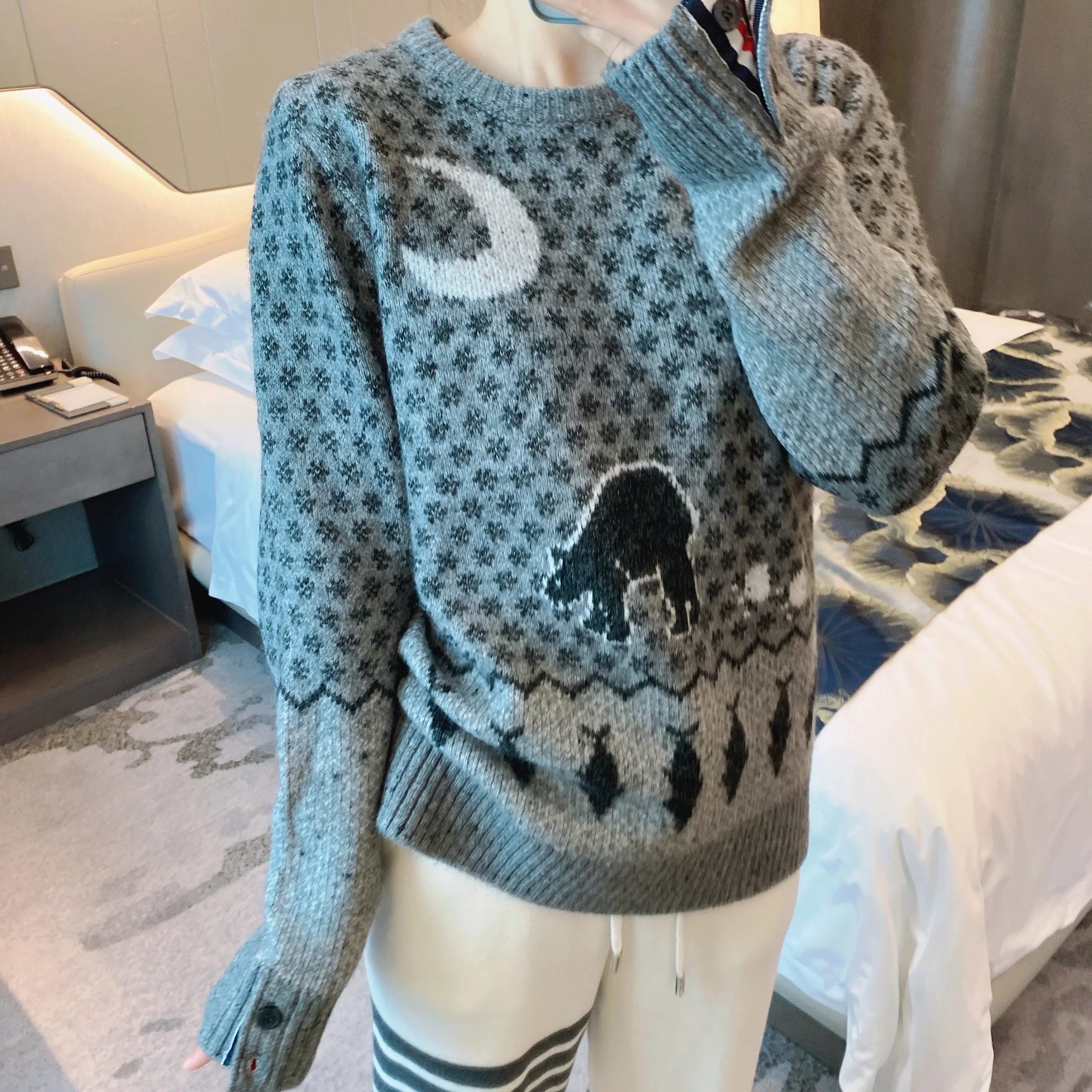 Autumn and Winter 2022 TB Leisure Ins Tide Loose Lazy Ideas Wool Knitting Pullover Top Round Neck Sweater Women
Autumn and Winter 2022 TB Leisure Ins Tide Loose Lazy Ideas Wool Knitting Pullover Top Round Neck Sweater Women