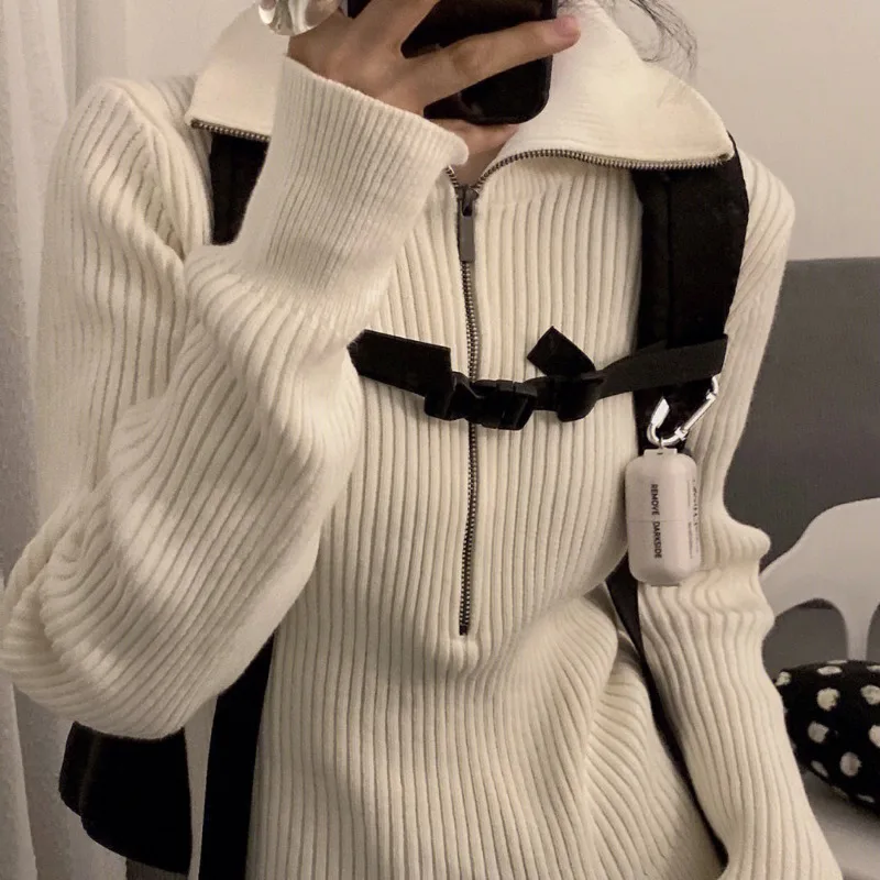 Fashion Zip Stand Neck Sweater 2023 Autumn Winter New Slim Long Sleeve Knitted Top Casual Elegant Office Lady Threaded Pullover
Fashion Zip Stand Neck Sweater 2023 Autumn Winter New Slim Long Sleeve Knitted Top Casual Elegant Office Lady Threaded Pullover
