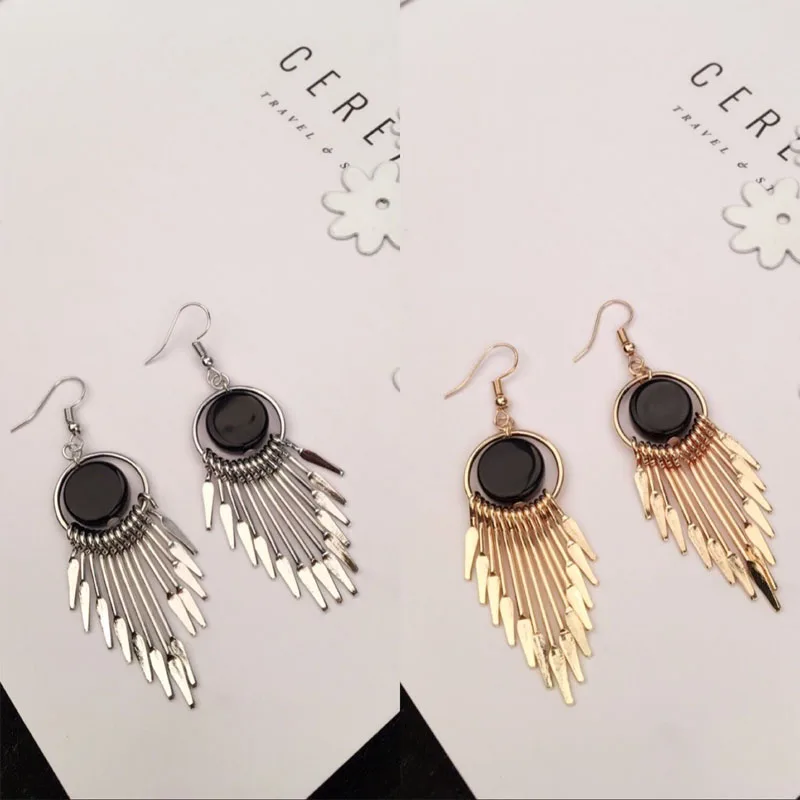 

Korean Version Of Celebrity Style Fashionable Exaggerated Temperament Long Tassels Simple Versatile Women's Earrings Wholesale