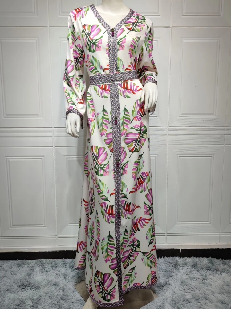 Elegant Women's Dresses For Party 2022 Lace Tape V-Neck Belted Kaftan Abaya Ramadan Print Long Dress Muslim Women Clothing
Elegant Women's Dresses For Party 2022 Lace Tape V-Neck Belted Kaftan Abaya Ramadan Print Long Dress Muslim Women Clothing