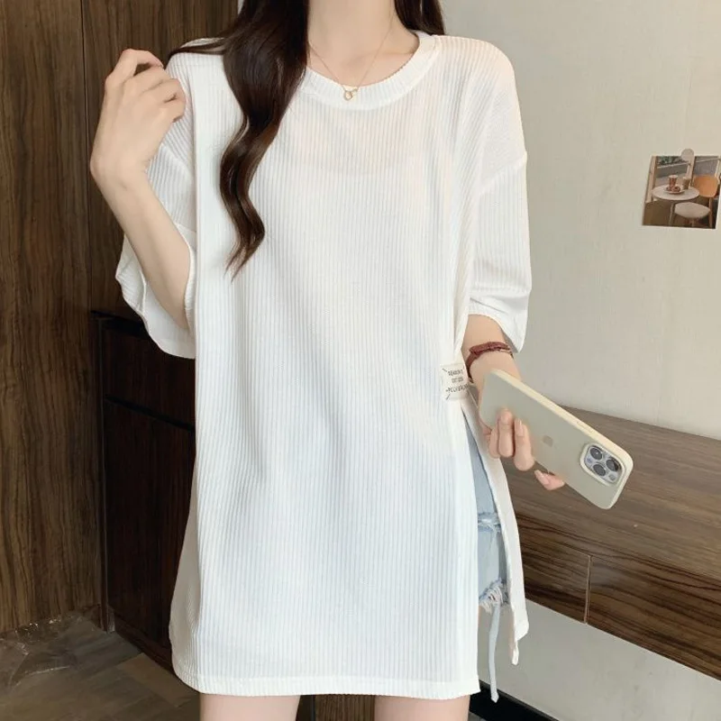 Summer White Split Hem Loose Top T Shirt Short Sleeve Round Neck Solid Color All-match Pullovers Fashion Casual Women Clothing
Summer White Split Hem Loose Top T Shirt Short Sleeve Round Neck Solid Color All-match Pullovers Fashion Casual Women Clothing
