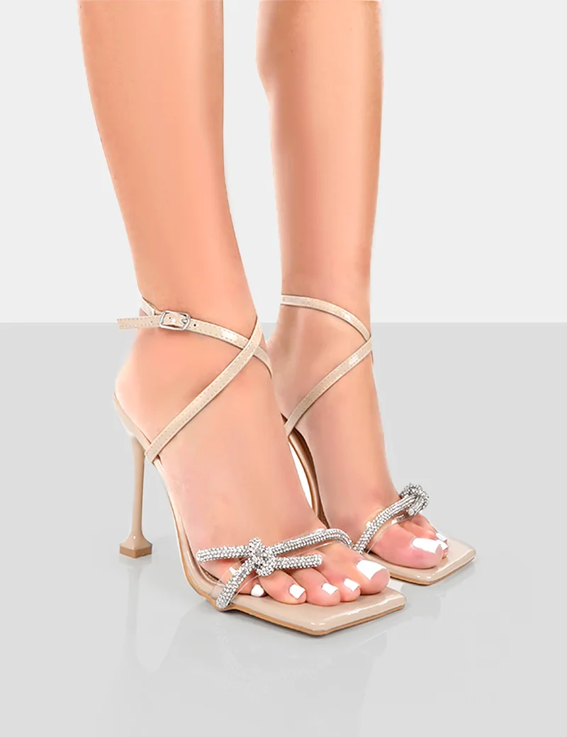 Women Sandals Luxury Rhinestones Bowknot Summer Wedding Shoes High Heels Gladiator Sandals Party Prom Shoes
Women Sandals Luxury Rhinestones Bowknot Summer Wedding Shoes High Heels Gladiator Sandals Party Prom Shoes