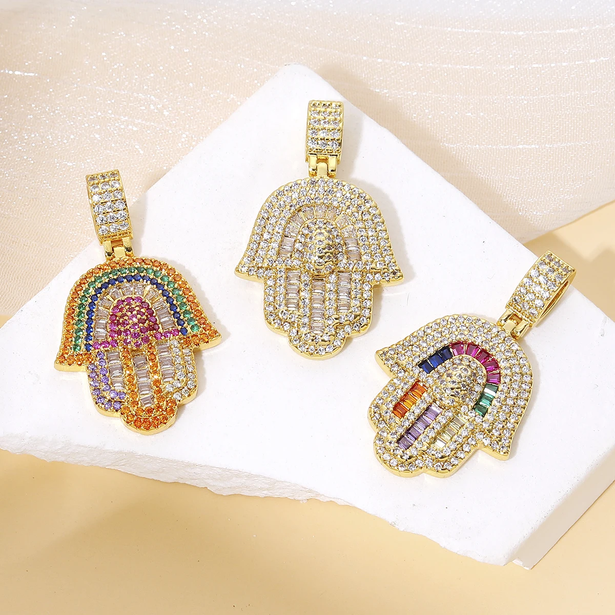 Fatima's Hand Hamsa Enamel Charms CZ 18k Gold Plated Christian Cross Talisman Pendants Handmade Diy Findings Accessories Copper
Fatima's Hand Hamsa Enamel Charms CZ 18k Gold Plated Christian Cross Talisman Pendants Handmade Diy Findings Accessories Copper