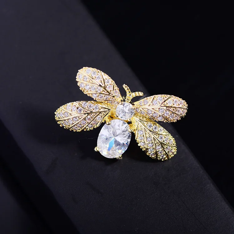 2023 New Small Bee Brooch Female Accessories Pin Japan and South Korea All-match Temperament Collar Clothes Jewelry Neckline
2023 New Small Bee Brooch Female Accessories Pin Japan and South Korea All-match Temperament Collar Clothes Jewelry Neckline