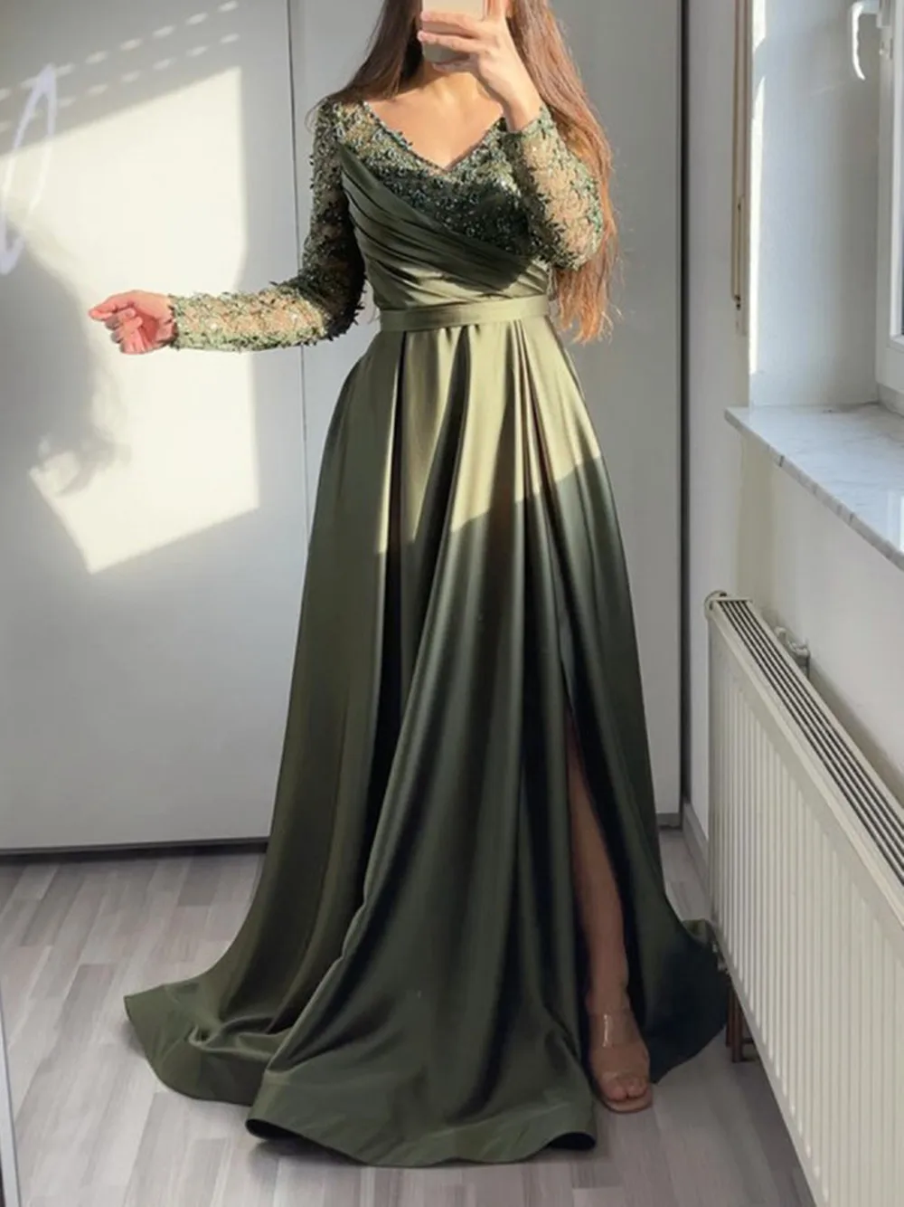 Women Elegant Forma Dress 2023 Hollow Tulle Lace Patchwork Deep V-neck Long Sleeve Cascading Ruffles Fashion Swing Long Dress
Women Elegant Forma Dress 2023 Hollow Tulle Lace Patchwork Deep V-neck Long Sleeve Cascading Ruffles Fashion Swing Long Dress