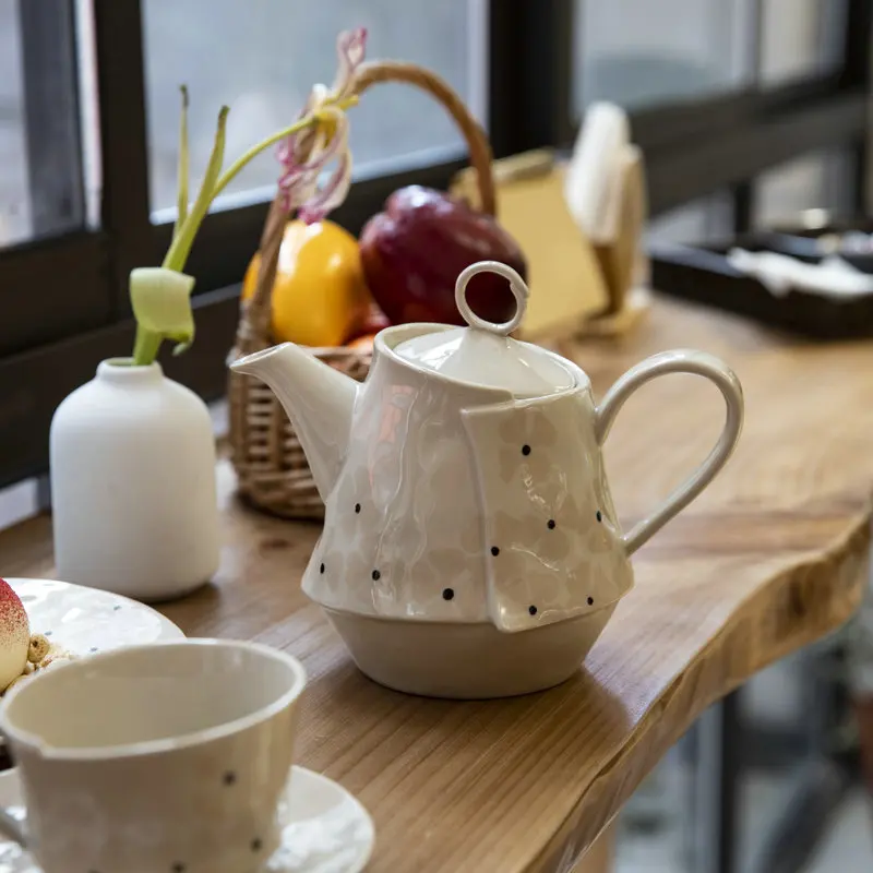 Japanese Style Vintage Cherry Blossom Wave Point Ceramic Irregular Coffee Cup Plate Afternoon Tea Pot Set Simple Household
Japanese Style Vintage Cherry Blossom Wave Point Ceramic Irregular Coffee Cup Plate Afternoon Tea Pot Set Simple Household