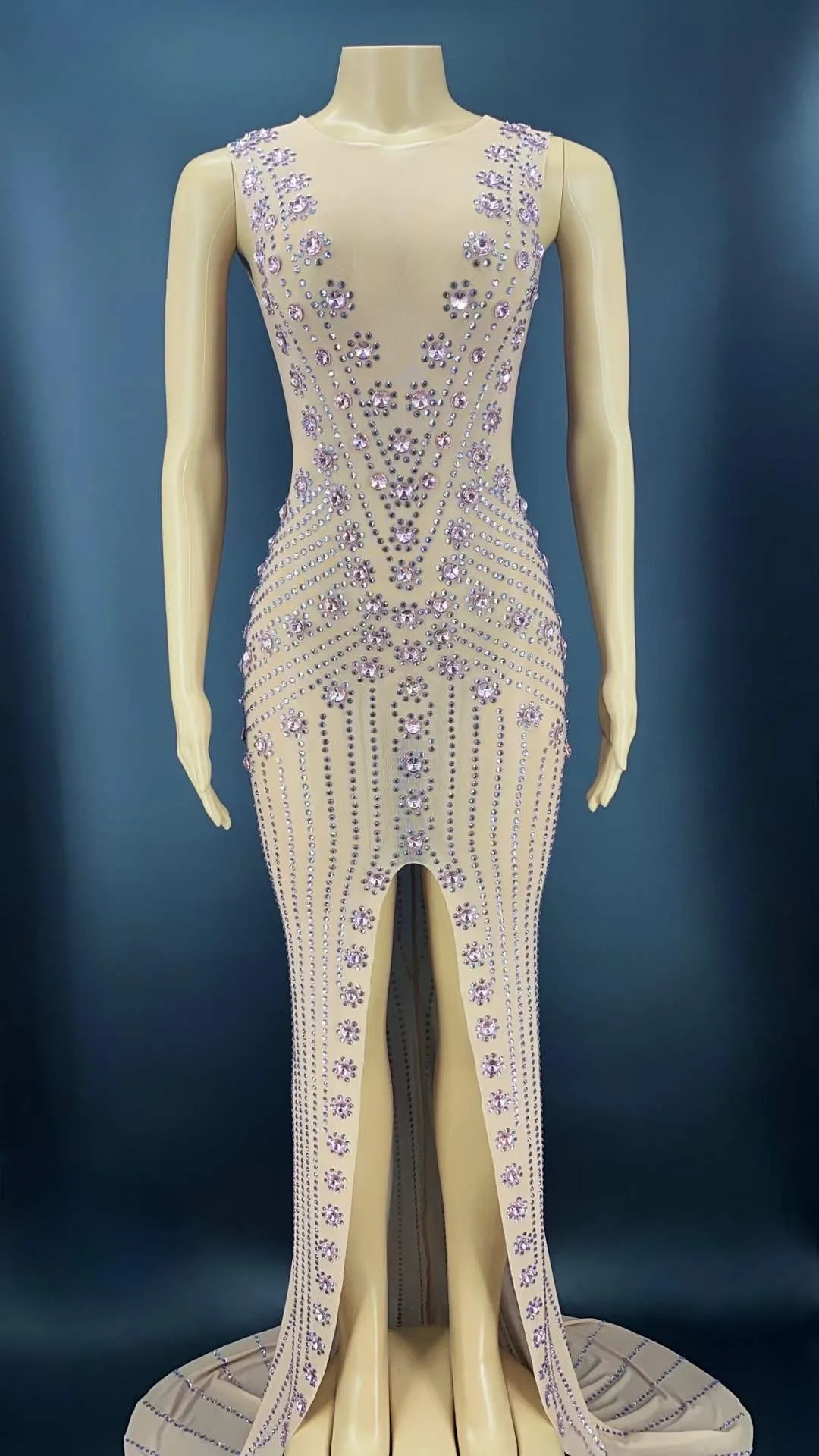 Nude Shining Rhinestones Sleeveless Sexy Women Sheath Dress Evening Party Club Clothing Stage Singer Show Perform Costumes
Nude Shining Rhinestones Sleeveless Sexy Women Sheath Dress Evening Party Club Clothing Stage Singer Show Perform Costumes