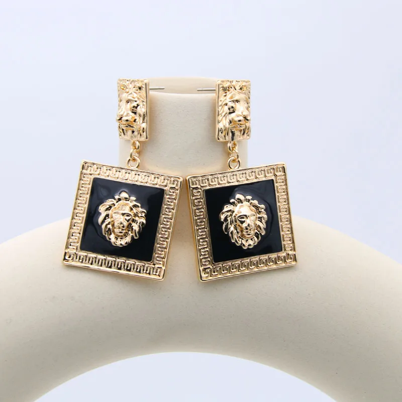 New Trendy Punk Lion Head Dangle Earring For Women Rock Big Dangle Drop Earring Geometry Enamel Square Exaggerated Party Jewelry
New Trendy Punk Lion Head Dangle Earring For Women Rock Big Dangle Drop Earring Geometry Enamel Square Exaggerated Party Jewelry