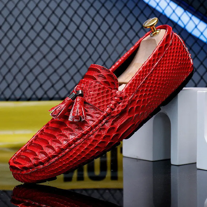 Big Size 47 Trendy Red Slip-on Male Leather Loafers Comfortable Tassels Design Men Moccasins Light White Flat Casual Shoes Male
Big Size 47 Trendy Red Slip-on Male Leather Loafers Comfortable Tassels Design Men Moccasins Light White Flat Casual Shoes Male