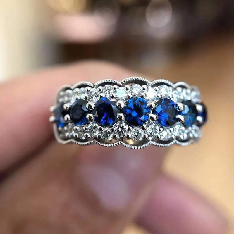 Hot Sale Engagement Rings For Women Blue Zircon White Crystal Finger Ring Famale Wedding Fashion Jewelry Whole Sale BAOSHINA
Hot Sale Engagement Rings For Women Blue Zircon White Crystal Finger Ring Famale Wedding Fashion Jewelry Whole Sale BAOSHINA
