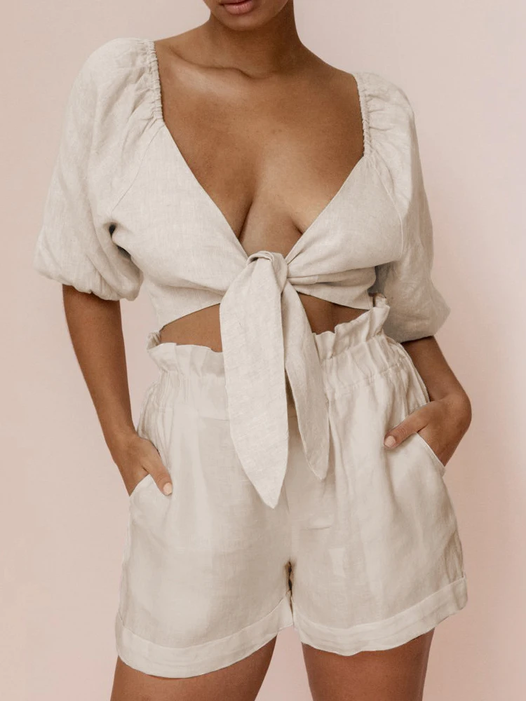 Sexy Deep V Neck Long Sleeve Crop Strapless Tops+Shorts Set Casual Women Clubwear Solid Two Piece Set 2022 Spring Shorts 2PCS
Sexy Deep V Neck Long Sleeve Crop Strapless Tops+Shorts Set Casual Women Clubwear Solid Two Piece Set 2022 Spring Shorts 2PCS