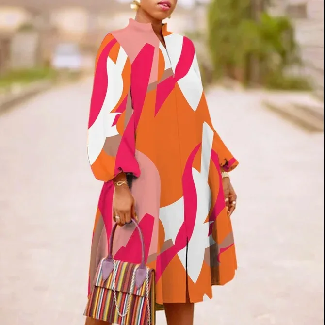 Женское платье с длинным рукавом, V-образным вырезом и принтом 
Женское платье с длинным рукавом, V-образным вырезом и принтом