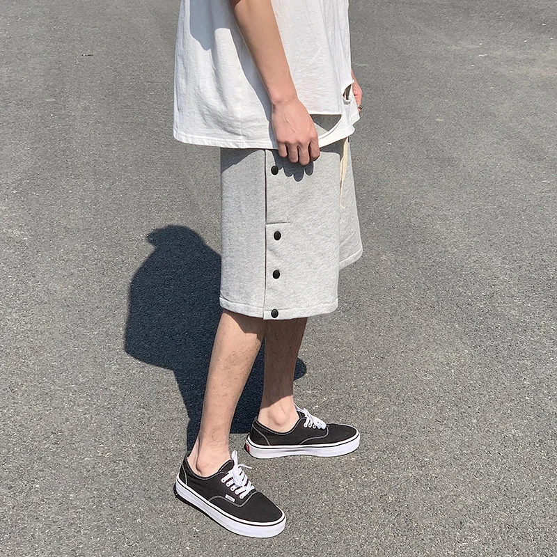 2022 New Arrival Cotton Drawstring Solid Button Men Short Fashion Brand Loose Straight Tube Style Summer Casual Shorts Homme
2022 New Arrival Cotton Drawstring Solid Button Men Short Fashion Brand Loose Straight Tube Style Summer Casual Shorts Homme