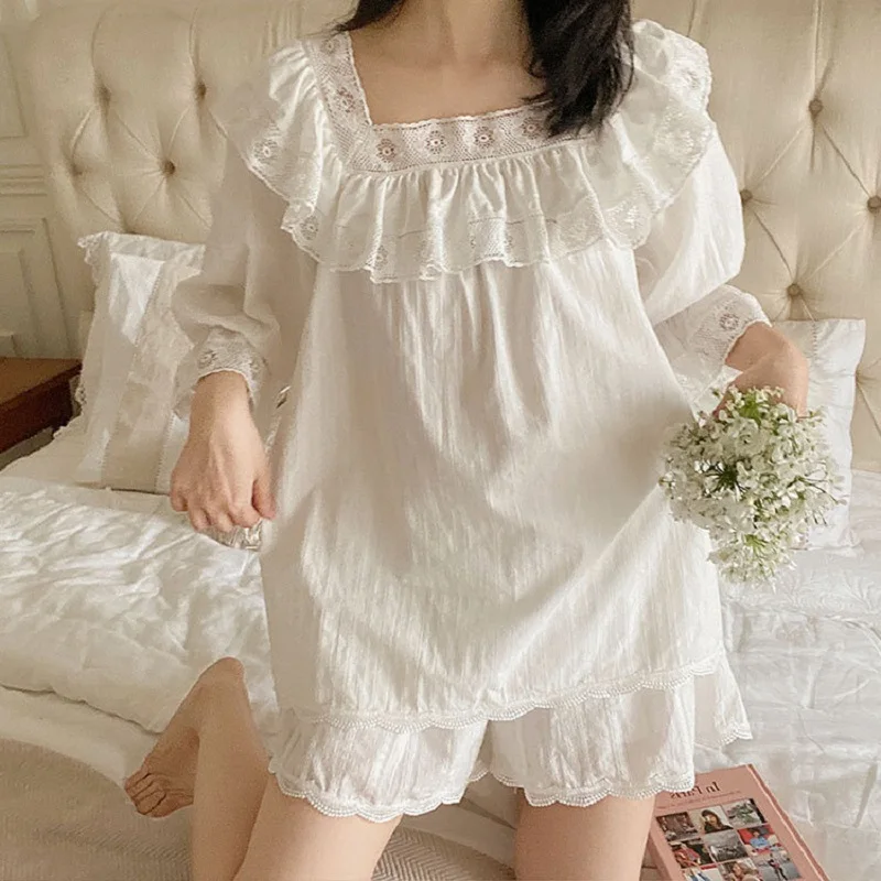 SummerWhite Cotton Shorts Pajamas Sets For Women Loose Vintage Delicate Sleepwear Suits Girls Nightwear
SummerWhite Cotton Shorts Pajamas Sets For Women Loose Vintage Delicate Sleepwear Suits Girls Nightwear