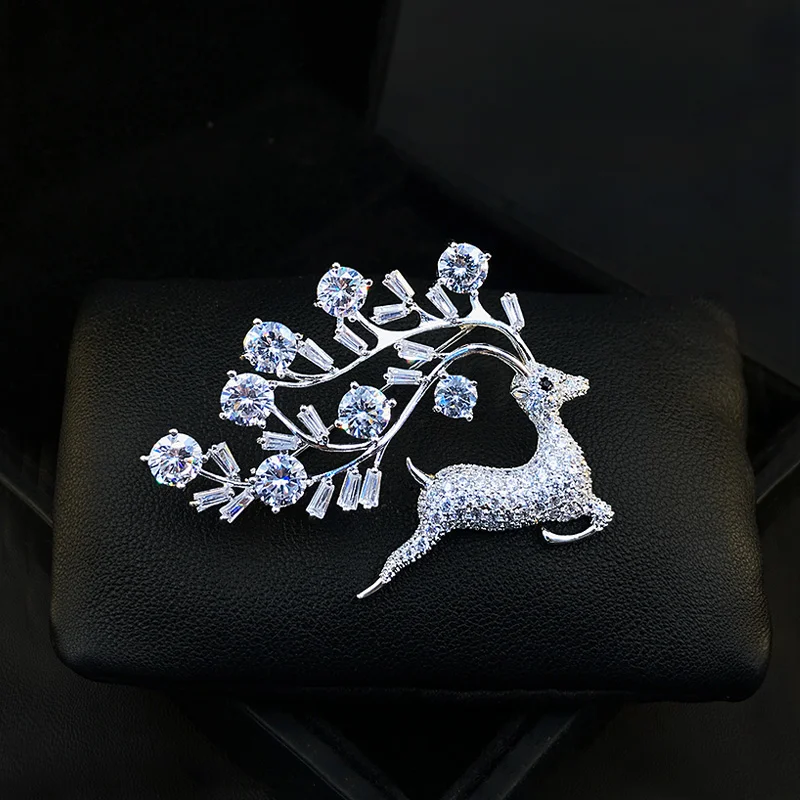 Running Elk Exquisite Brooch Women's Trendy Suit Gifts Ornament Wild Animal Neckline Corsage Accessories Simple Pin Jewelry 3158
Running Elk Exquisite Brooch Women's Trendy Suit Gifts Ornament Wild Animal Neckline Corsage Accessories Simple Pin Jewelry 3158