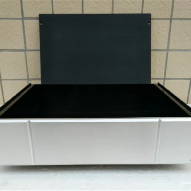 Full Balance Pre Amplifier DAC CD Digital Player Chassis Case All Aluminum Anodic Oxidation 305*70*258mm CNC Precision Machining
Full Balance Pre Amplifier DAC CD Digital Player Chassis Case All Aluminum Anodic Oxidation 305*70*258mm CNC Precision Machining