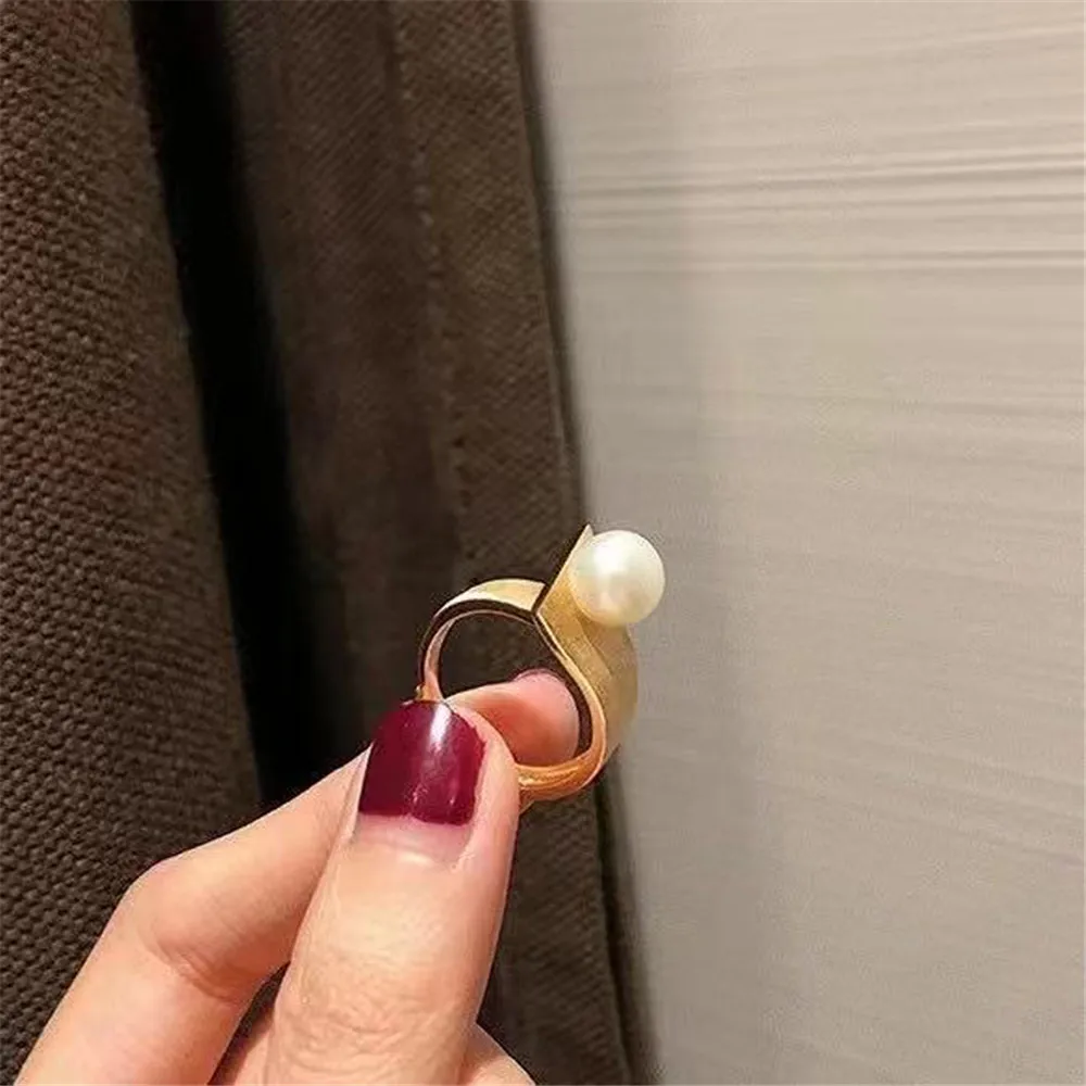 DIY Pearl Ring Settings S925 Sterling Silver Accessories Fashionable Adjustable Holder Is Suitable For Mounting 8-10mm Beads
DIY Pearl Ring Settings S925 Sterling Silver Accessories Fashionable Adjustable Holder Is Suitable For Mounting 8-10mm Beads