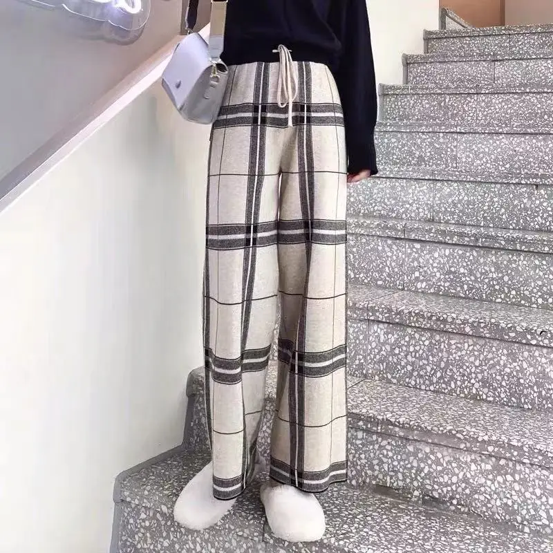 Knitted Wide Leg Pants Women Plaid Elastic Waist Long Trousers Lace Up Loose Long Straight Pants Vintage Harajuku Casual
Knitted Wide Leg Pants Women Plaid Elastic Waist Long Trousers Lace Up Loose Long Straight Pants Vintage Harajuku Casual