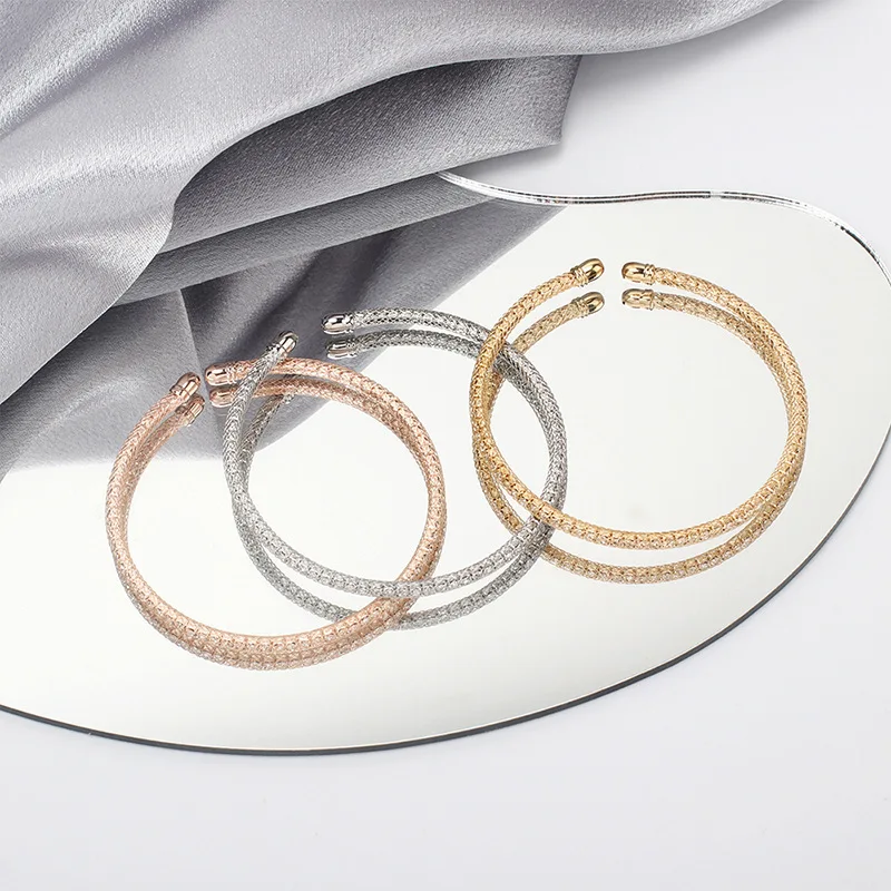 Fashion Simple Ladies Open Bangles High Quality Round Bangles Trend 2022 New Jewelr
Fashion Simple Ladies Open Bangles High Quality Round Bangles Trend 2022 New Jewelr