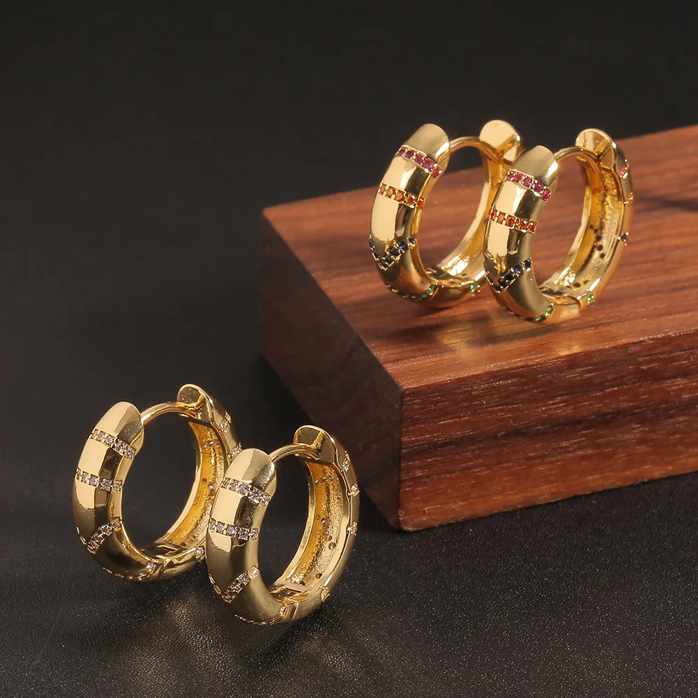 European and American New Fashion Earrings Copper Inlaid Zircon Round Earrings Ladies Round Earrings Party Gifts for Friends
European and American New Fashion Earrings Copper Inlaid Zircon Round Earrings Ladies Round Earrings Party Gifts for Friends