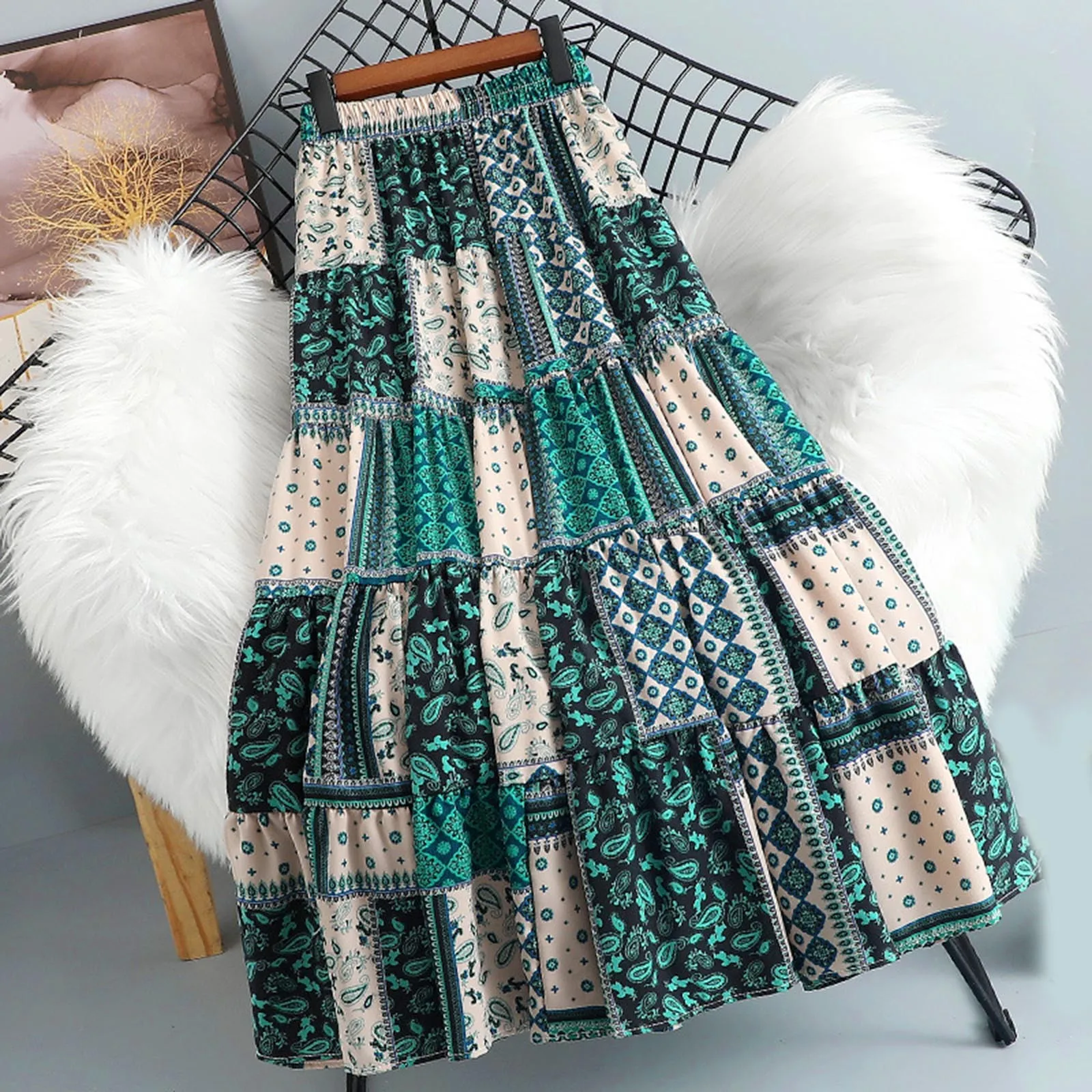 Ethnic Wind Contrast Printing In The Long Skirt 2023 Autumn New Elastic Waist Bohemian A Word Stitching Skirt
Ethnic Wind Contrast Printing In The Long Skirt 2023 Autumn New Elastic Waist Bohemian A Word Stitching Skirt