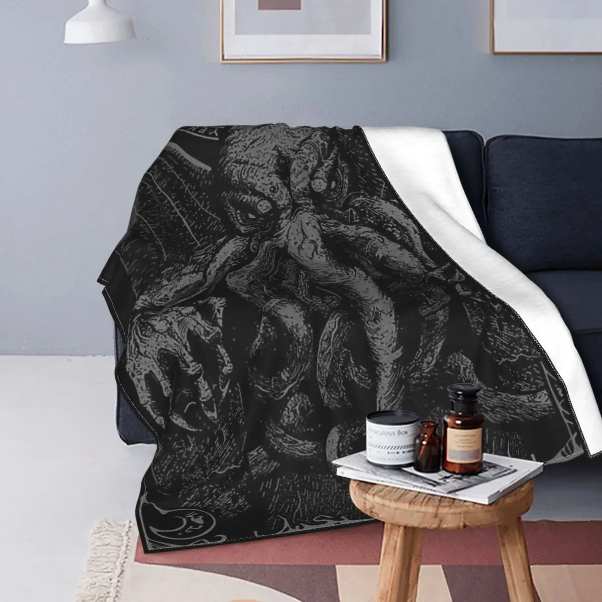 Cthulhu, монстр, фантазия, искусство, Летние подарки, многофункциональные легкие Пледы для кровати, офиса, покрывало
Cthulhu, монстр, фантазия, искусство, Летние подарки, многофункциональные легкие Пледы для кровати, офиса, покрывало