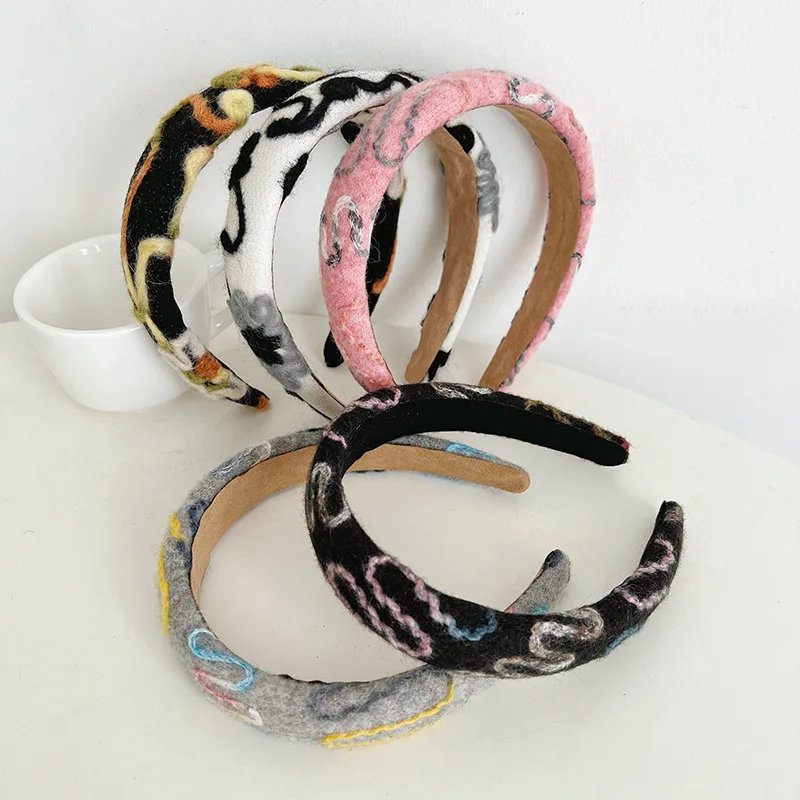 New Autumn Winter Retro Woolen Headband Color Matching High Sense Flower Hair Accessories Headband Hair Woman Free Shipping
New Autumn Winter Retro Woolen Headband Color Matching High Sense Flower Hair Accessories Headband Hair Woman Free Shipping