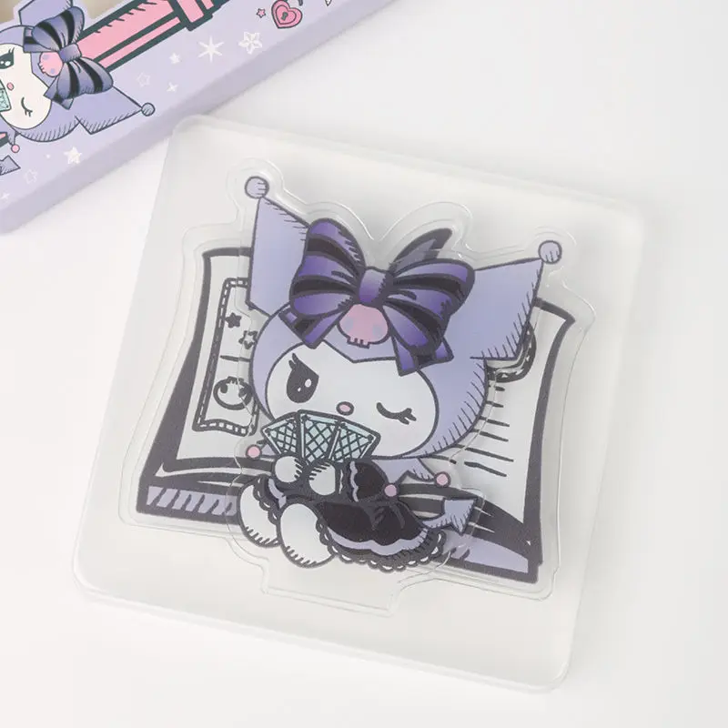 Милый кронштейн для телефона Sanrio Kuromi аксессуары милые аниме акриловые украшения прозрачные настольные рождественские подарки для девочек 
Милый кронштейн для телефона Sanrio Kuromi аксессуары милые аниме акриловые украшения прозрачные настольные рождественские подарки для девочек