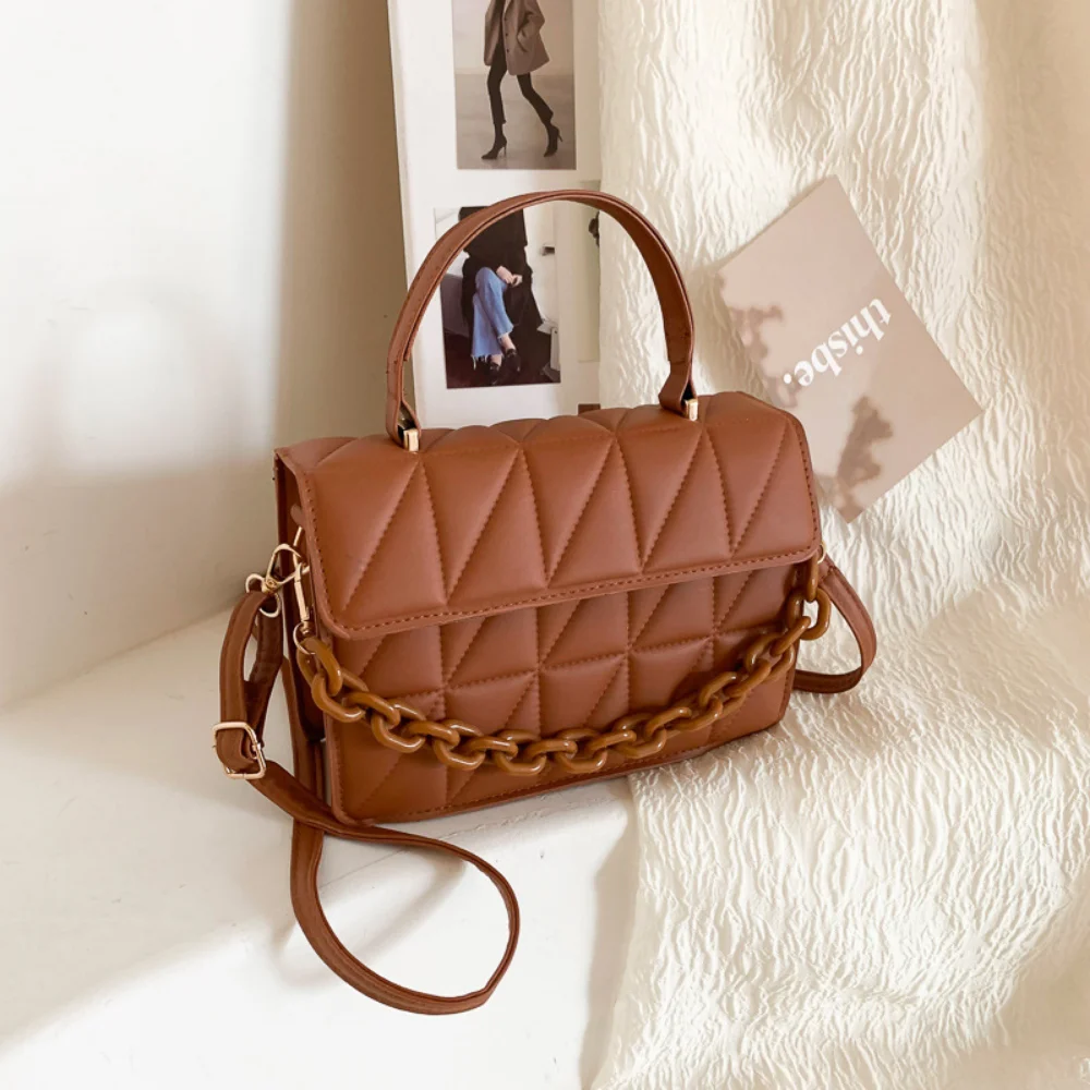 Women's Shoulder Bag-High Quality PU Leather Diagonal Bag with Rhombus Design-Western Style Handbag Large Capacity Shoulder Bags
Women's Shoulder Bag-High Quality PU Leather Diagonal Bag with Rhombus Design-Western Style Handbag Large Capacity Shoulder Bags