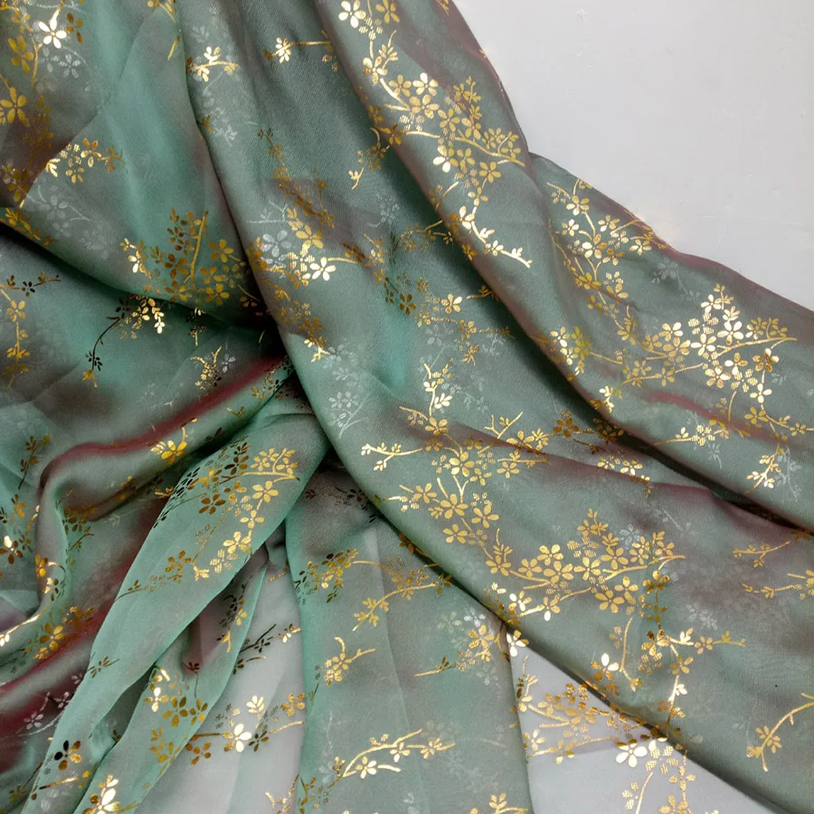 Cosplay Dress Bronzing Chiffon Fabric Flower Shiny Bronzed Costume Material DIY Stage Cosplay Dress
Cosplay Dress Bronzing Chiffon Fabric Flower Shiny Bronzed Costume Material DIY Stage Cosplay Dress