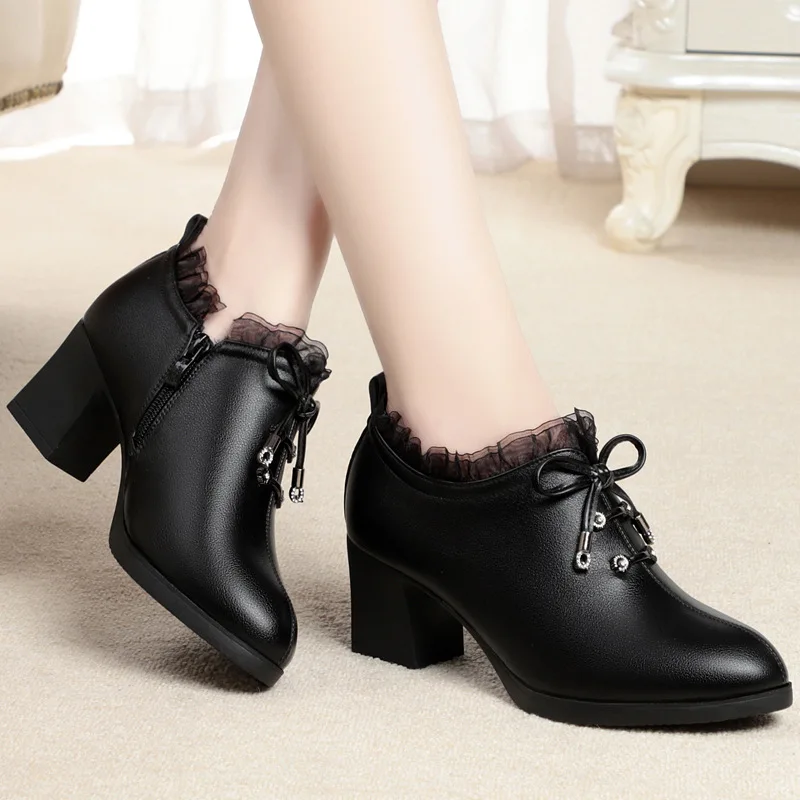 Plus Size 35-42 Fashion Women Pumps Soft Sole Casual Shoes Solid Winter Warm Shoes 5CM High Heels Thick heel Office Mom Shoes
Plus Size 35-42 Fashion Women Pumps Soft Sole Casual Shoes Solid Winter Warm Shoes 5CM High Heels Thick heel Office Mom Shoes