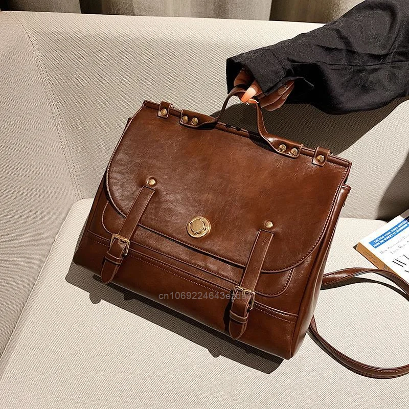 Retro Fashion New Backpack For Women Large Capacity Luxury Designer Handbags Y2k Girl PU Leather Messenger Bag Female Bag
Retro Fashion New Backpack For Women Large Capacity Luxury Designer Handbags Y2k Girl PU Leather Messenger Bag Female Bag