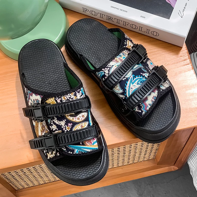2022 New Canvas Sandals Men Thick Sole Sandals Casual Shoes Men Outdoor Walking Shoes Soft Slippers Men Slides Beach Shoes 
2022 New Canvas Sandals Men Thick Sole Sandals Casual Shoes Men Outdoor Walking Shoes Soft Slippers Men Slides Beach Shoes