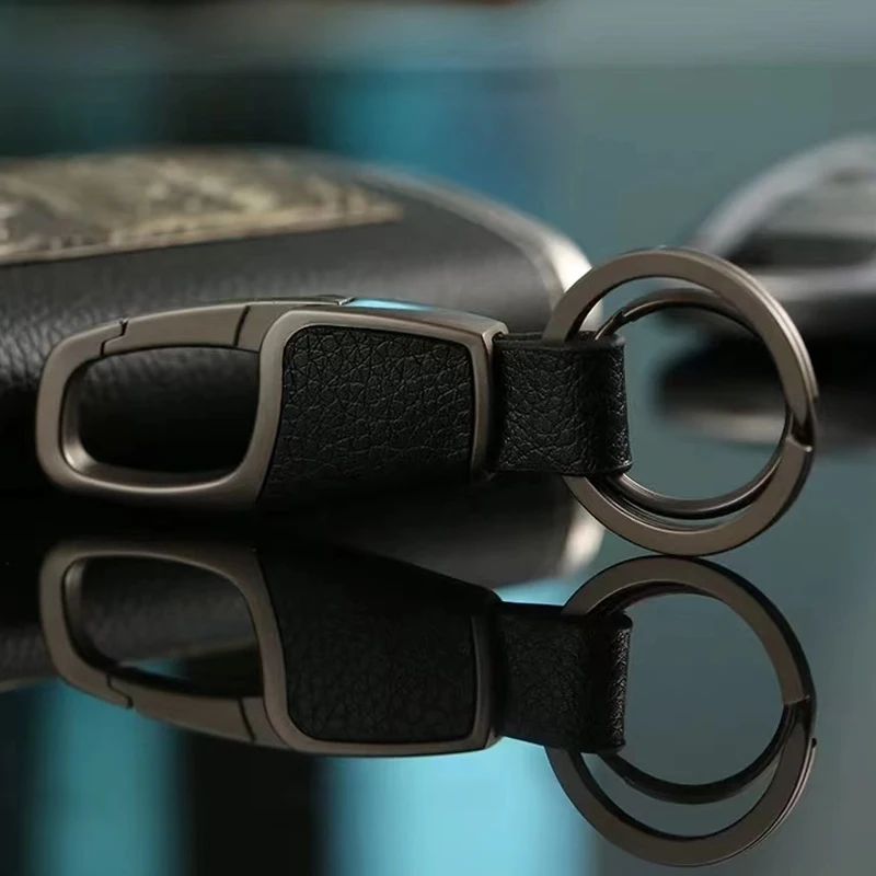Trendy Leather Key Chain Men Women Metal KeyChain Black Clasp Creative DIY Keyring Holder Car Key Chains Keys Ring Jewelry Gift
Trendy Leather Key Chain Men Women Metal KeyChain Black Clasp Creative DIY Keyring Holder Car Key Chains Keys Ring Jewelry Gift