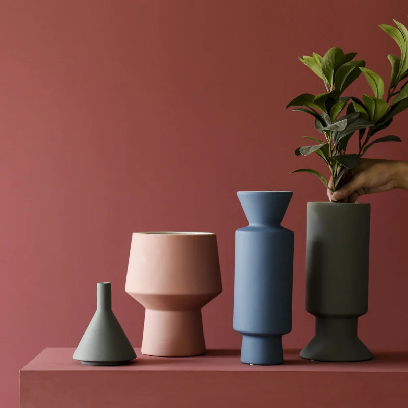 Morandi color frosted matte designer model room dried flowers North European decoration ceramic vase
Morandi color frosted matte designer model room dried flowers North European decoration ceramic vase