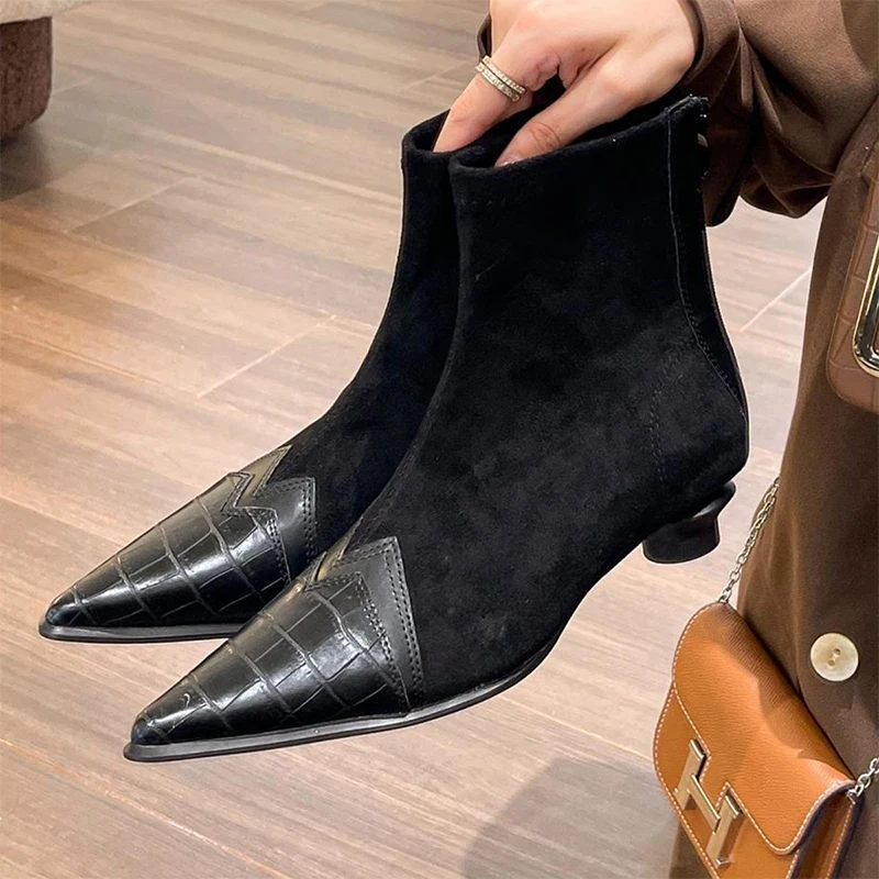Winter Suede Ankle Chunky Shoes Women Mid Heels Chelsea Boots Pointed Toe New Zipper Designer Pumps 2023 Gladiator Fashion Botas
Winter Suede Ankle Chunky Shoes Women Mid Heels Chelsea Boots Pointed Toe New Zipper Designer Pumps 2023 Gladiator Fashion Botas