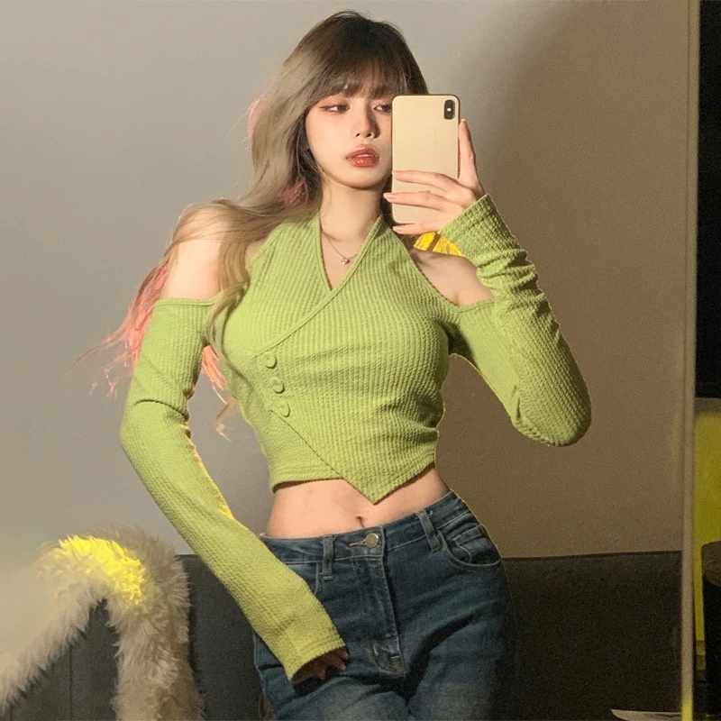 Женский пуловер Y2K, однотонный пикантный укороченный топ на пуговицах с лямкой на шее, облегающая футболка, уличная мода, элегантные Контрас...
Женский пуловер Y2K, однотонный пикантный укороченный топ на пуговицах с лямкой на шее, облегающая футболка, уличная мода, элегантные Контрас...