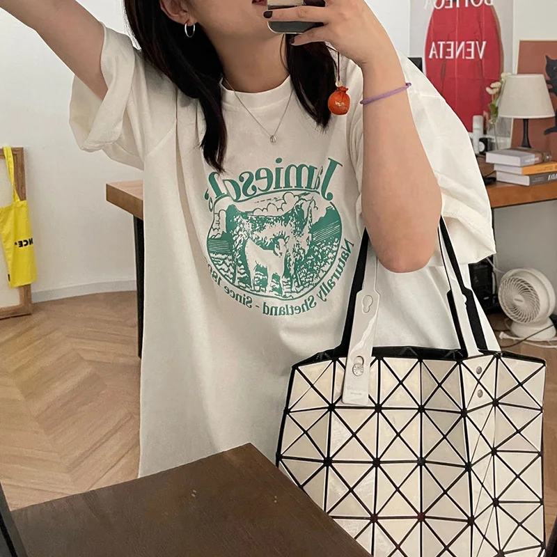 T-shirt Half Sleeve Female Green Letter Printing Tees Loose Casual O-neck Fashion Tops Women's Clothing Summer tshirts for girls
T-shirt Half Sleeve Female Green Letter Printing Tees Loose Casual O-neck Fashion Tops Women's Clothing Summer tshirts for girls