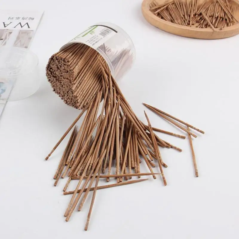 800Pcs/lot Disposable Natural Bamboo Toothpicks Carbonized Wood Toothpicks For Home Restaurant Hotel Stick Tableware Decoration
800Pcs/lot Disposable Natural Bamboo Toothpicks Carbonized Wood Toothpicks For Home Restaurant Hotel Stick Tableware Decoration