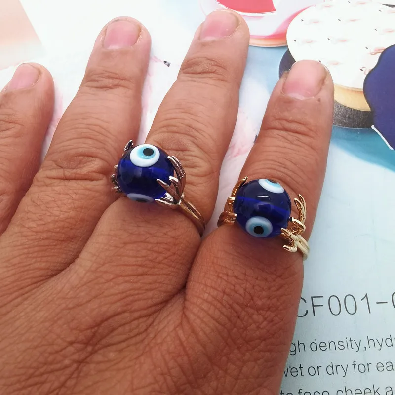 Creative Hug Anxiety Ring Rotatable Evil Eye Open Rings For Women Men Anti Stress Fidget Spinner Finger Ring Gothic Jewelry Gift
Creative Hug Anxiety Ring Rotatable Evil Eye Open Rings For Women Men Anti Stress Fidget Spinner Finger Ring Gothic Jewelry Gift