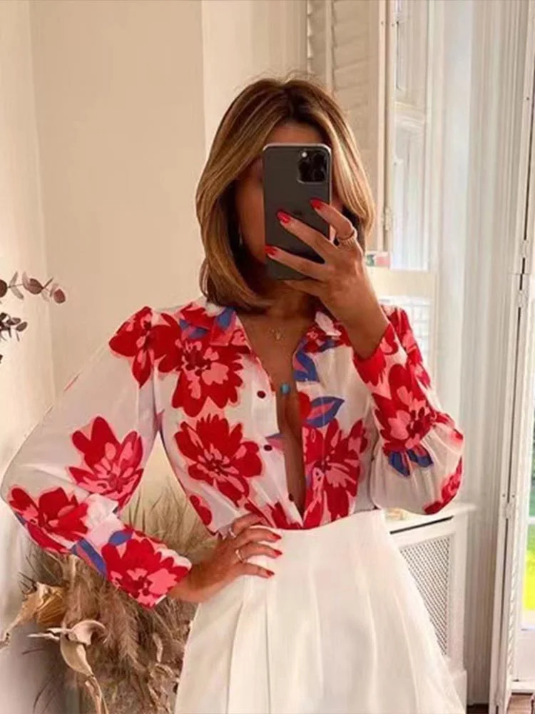 Women Strawberry Printed Lantern Sleeve Chiffon Resort Top Female Fashion Lapel Blouse V Neck Tops 2022 Summer Casual Outfits
Women Strawberry Printed Lantern Sleeve Chiffon Resort Top Female Fashion Lapel Blouse V Neck Tops 2022 Summer Casual Outfits